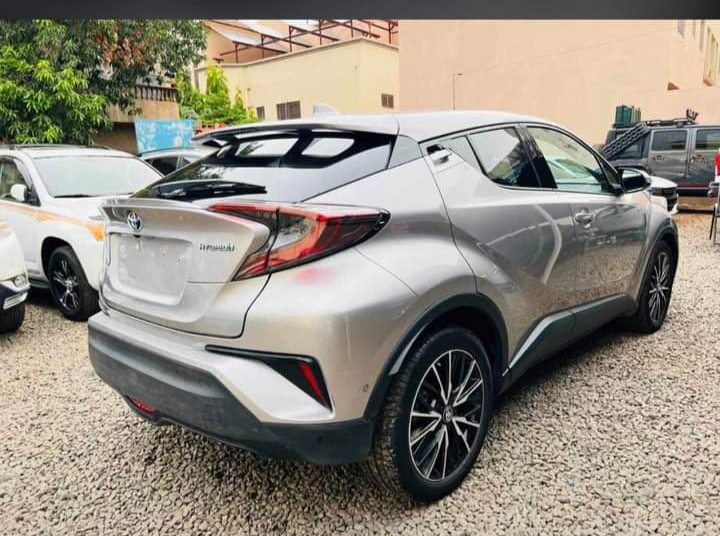  Toyota C-HR Hybride année 2018 à vendre 