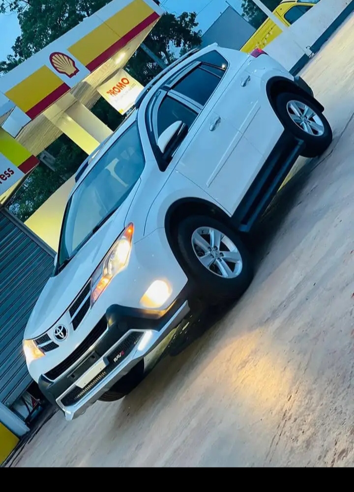 Véhicule Toyota RAV4 2014 à vendre 