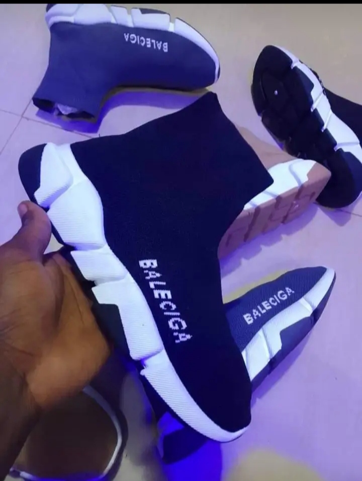 Chaussures en vente 