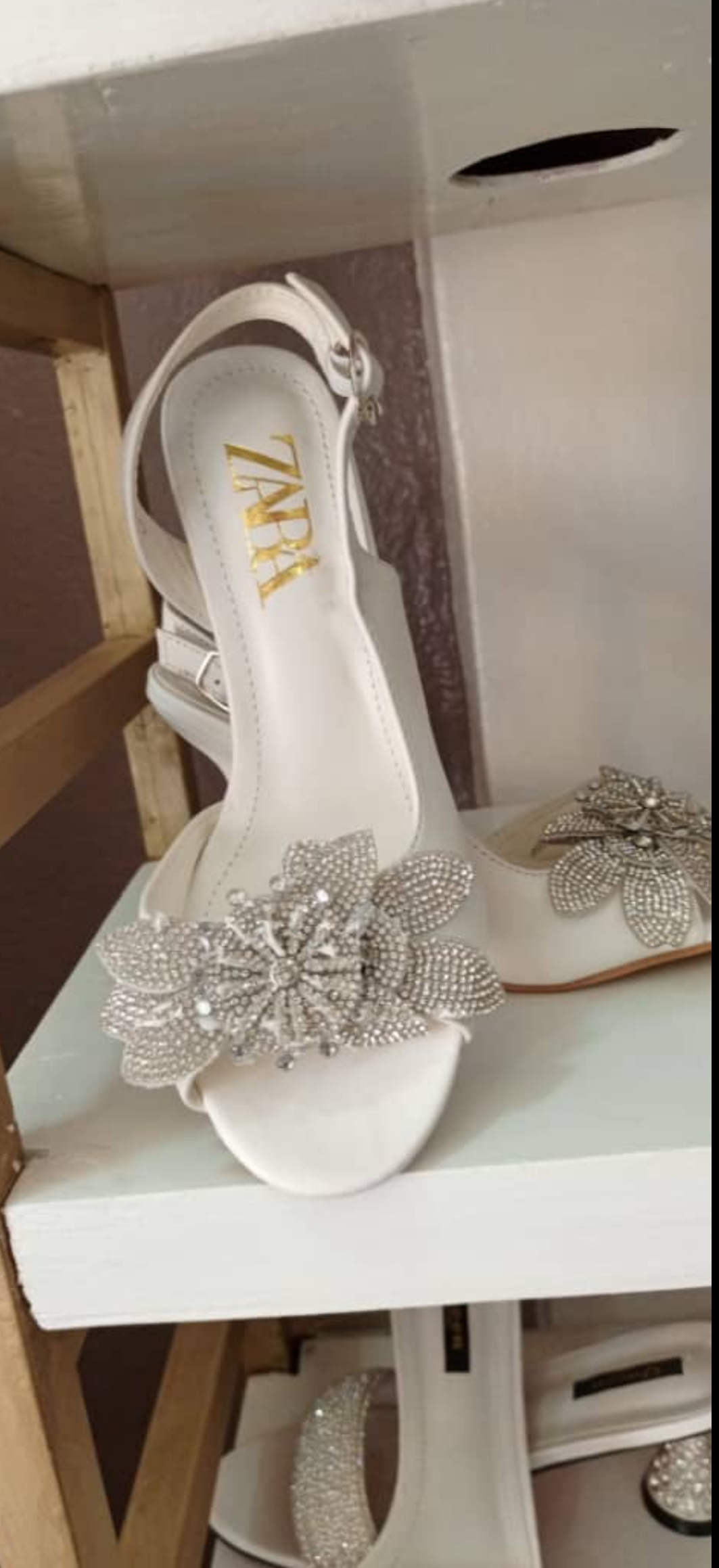 Chaussure en vente 
